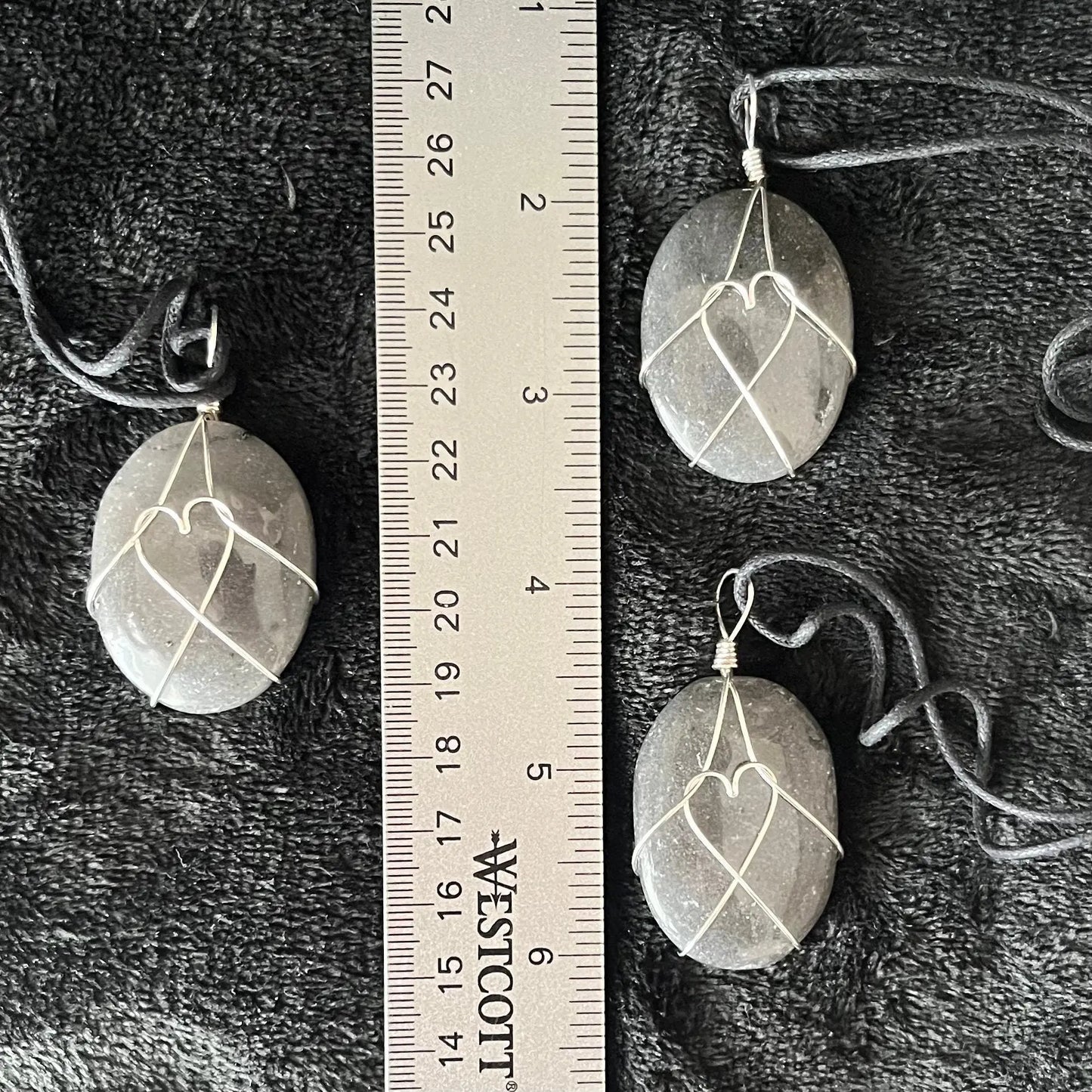 Gray Agate Worry Stone Wire Wrapped Necklace, with Heart NCK-2980 Shop Wholesale Crystals