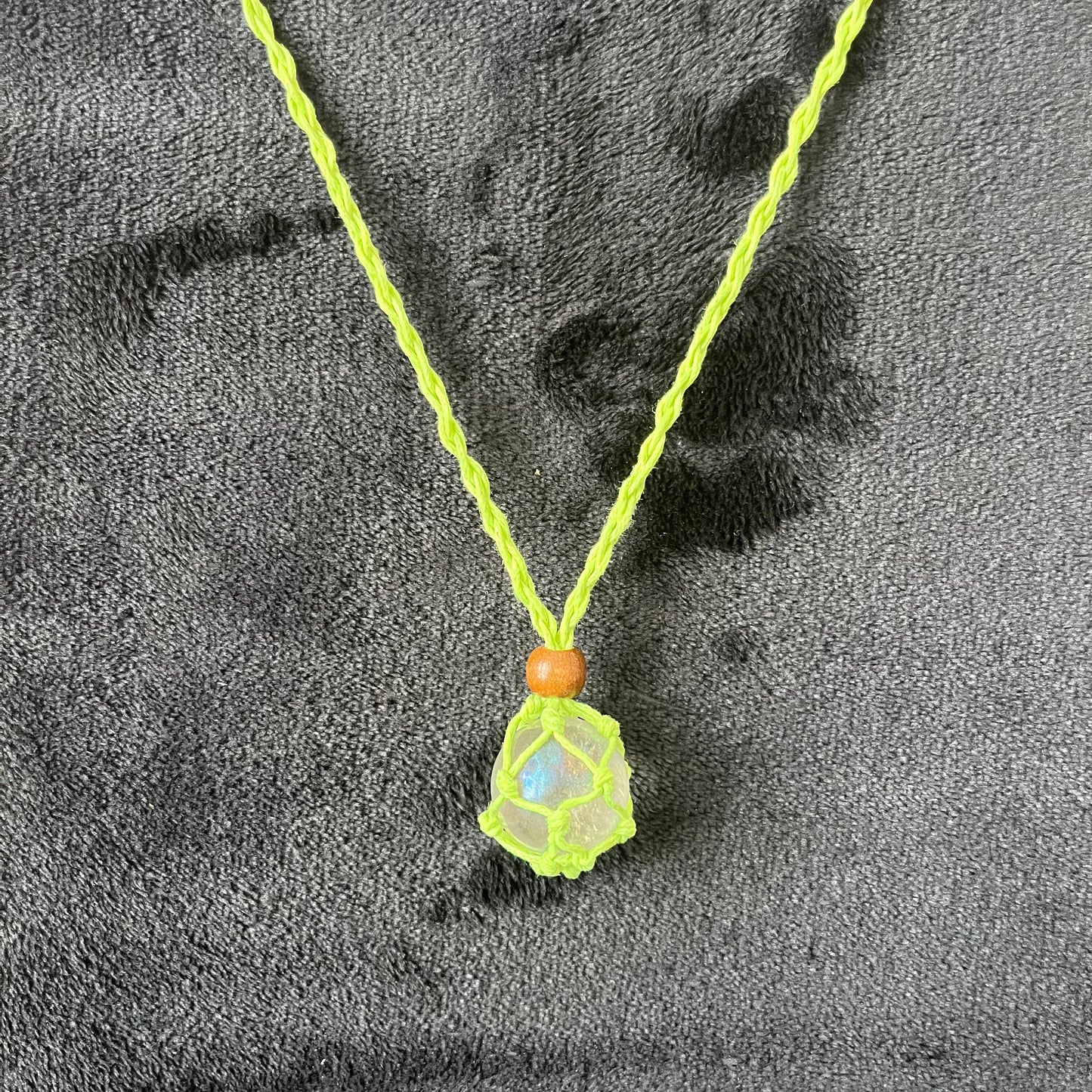 Bright Green Macrame Crystal Pouch Necklace, Adjustable (crystal not included) NCK-2995