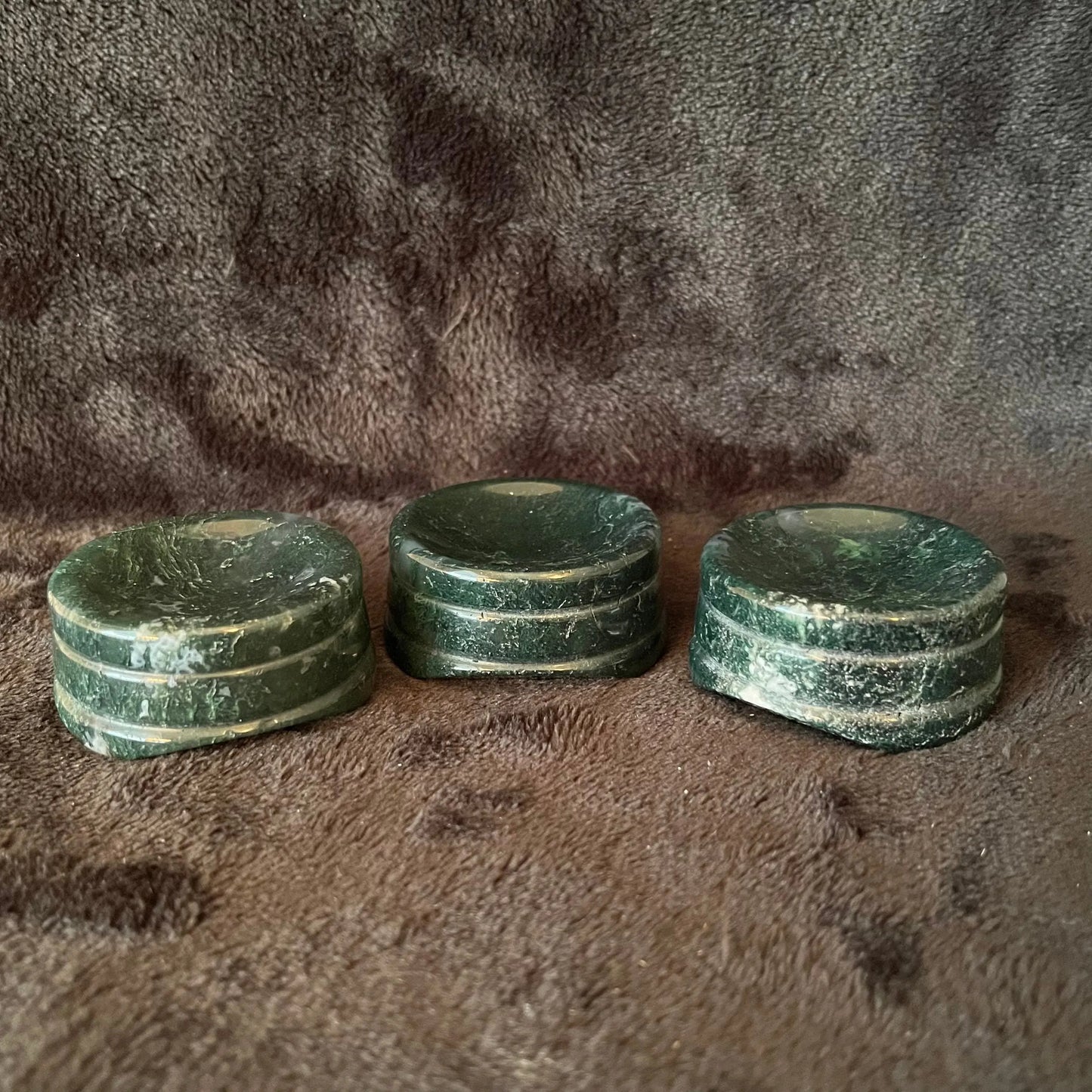 Moss Agate Sphere Stand (Approx 50mm) 1566 Shop Wholesale Crystals