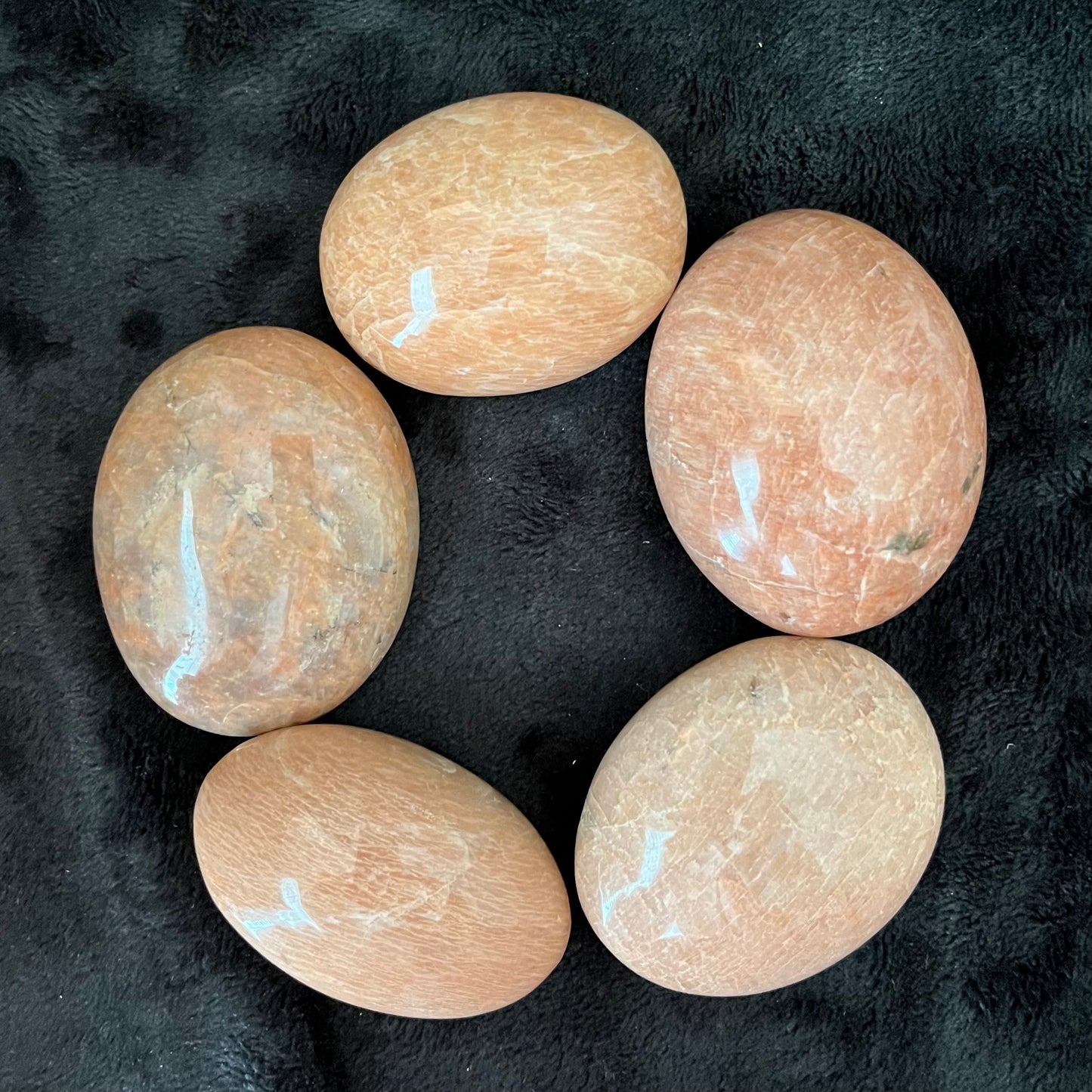 Peach Moonstone Palm Stone, 1 Pound WW-0001