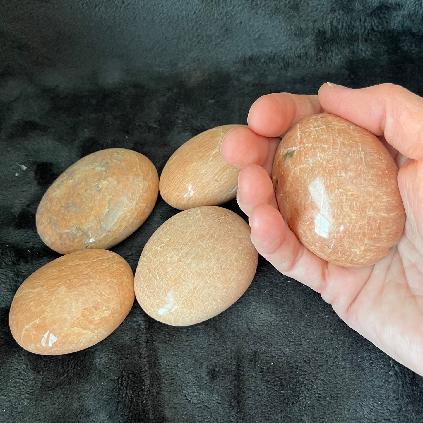 Peach Moonstone Palm Stone, 1 Pound WW-0001